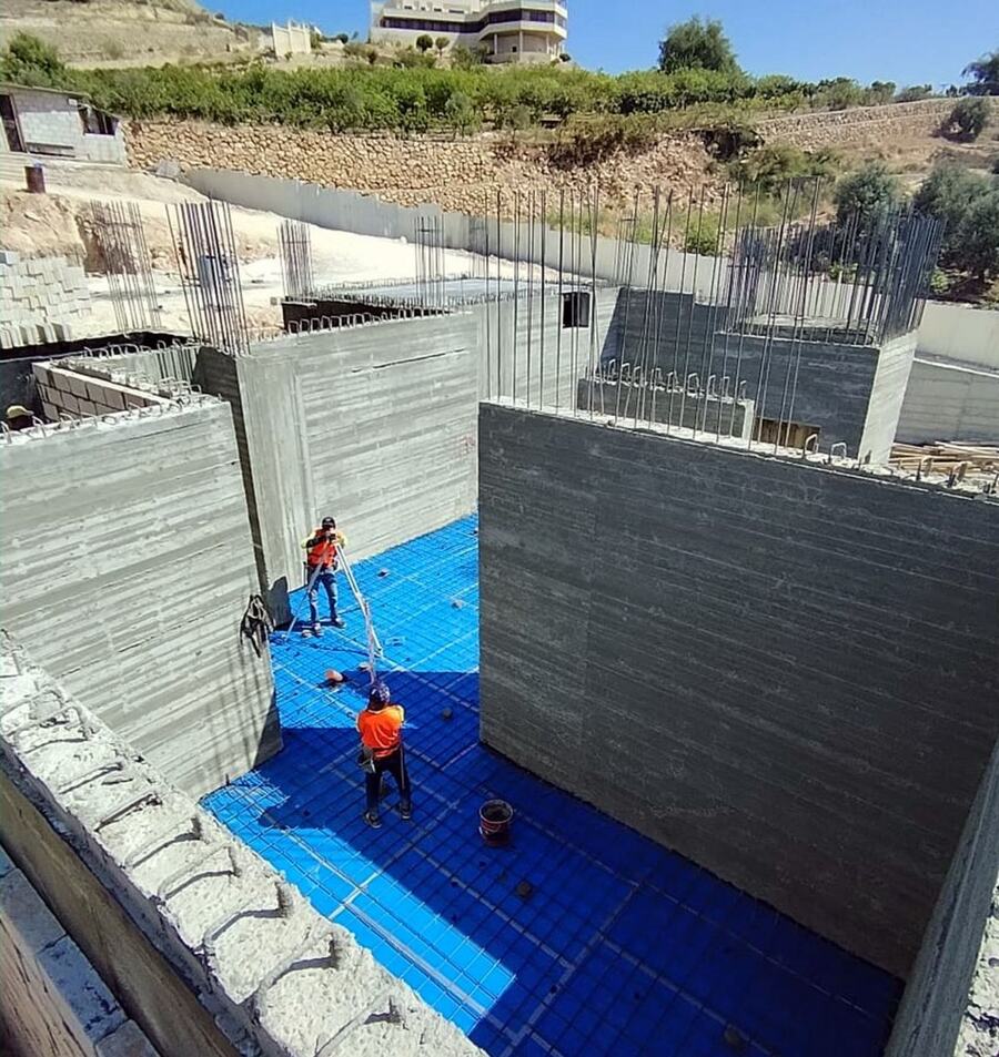 Membrane waterproofing applied to basement walls